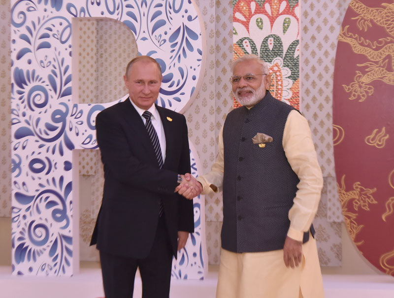 PM Narendra Modi formally welcomes the President of Russian Federation, Mr. Vladimir Putin to the BRICS Summit venue, in Goa on October 16, 2016.