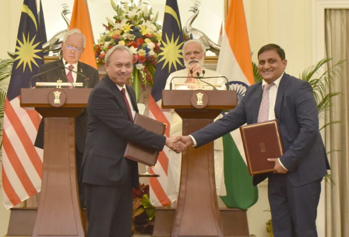 India Signs 7 MoUs, Malaysia PM Razak Meets PM, President
