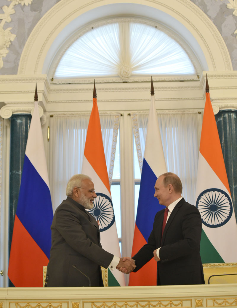 The Prime Minister, Shri Narendra Modi and the President of Russian Federation, Mr. Vladimir Putin at the joint media briefing, at Konstantin Palace, in St. Petersburg, Russia on June 01, 2017.(PTI)