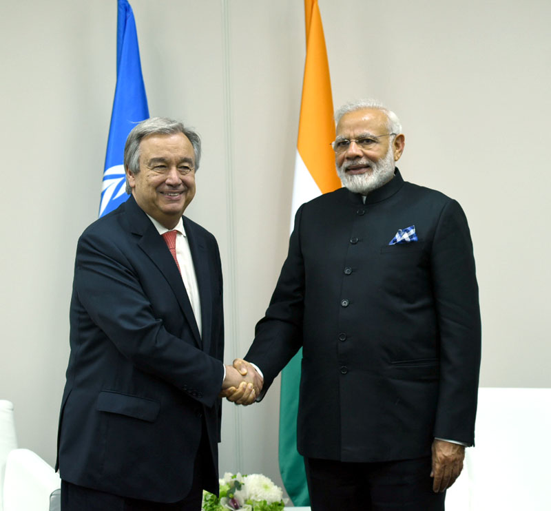 The Prime Minister, Shri Narendra Modi meeting the United Nations Secretary General, Mr. Antonio Guterres, on the sidelines of the SPIEF2017, in St. Petersburg on June 02, 2017.(PIB)