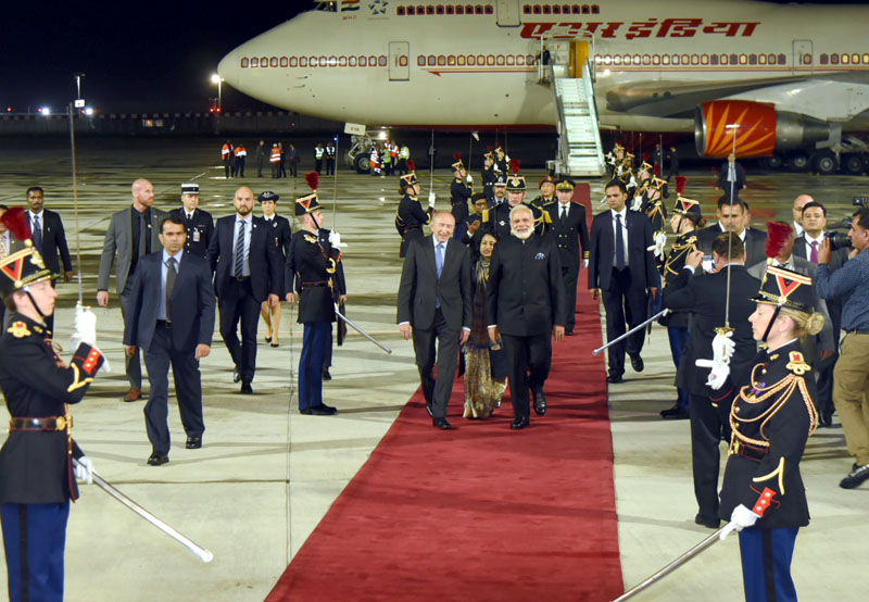 The Prime Minister, Shri Narendra Modi arrives at Orly Airport, Paris on the last leg of his four nation visit, in Paris, France on June 02, 2017.(PIB)