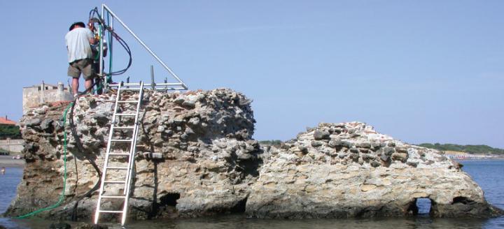 Samples from this Ancient Roman pier, Portus Cosanus in Orbetello, Italy, were studied with X-rays at Berkeley Lab.CREDIT:J.P. Oleson