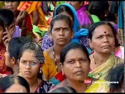 Smt Maneka Sanjay Gandhi gives National Level Awards to Anganwadi Workers Smt Maneka Sanjay Gandhi gives National Level Awards to Anganwadi Workers