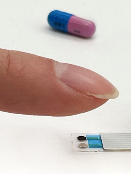 This tiny sensor detects medicine levels from sweat drop in 30 seconds