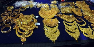 ‘Chor parivar’? not a movie name; Family of real thieves stole Rs 1 cr jewellery