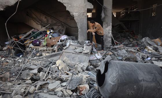 With aid blockade into its second month, misery deepens for Gazans