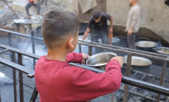 Gaza: Over 400 Palestinians killed around private aid hubs, UN rights office says