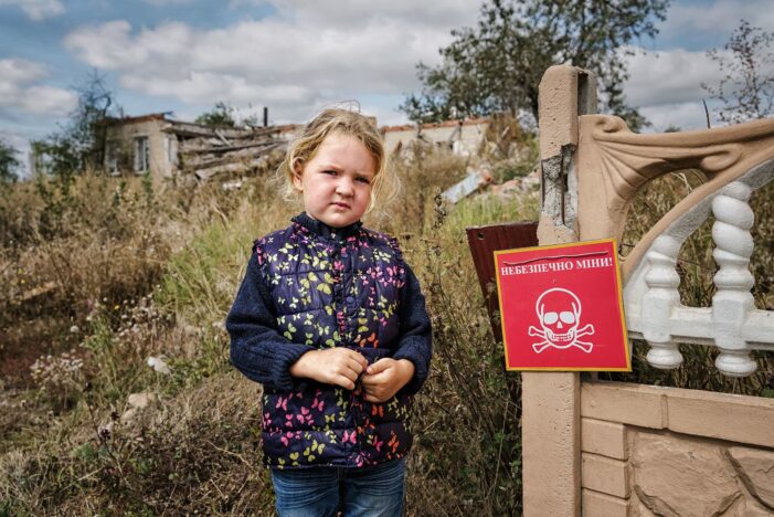 Ukraine’s frontline families struggle to cultivate mined fields amid conflict