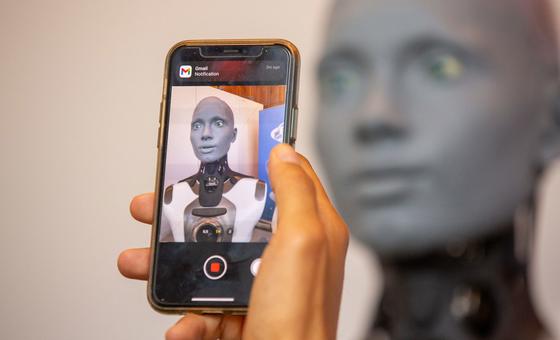 Human rights must anchor the digital age, says UN’s Türk