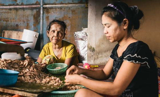 Thailand grants work rights to long-term refugees from Myanmar, UN welcomes resolution