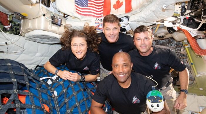 Artemis II Update-22, Day 8:  Crew conducts key tests as they begin their return journey