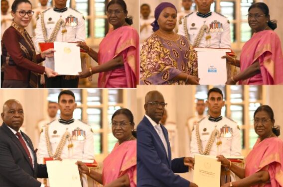 Envoys Of Four Nations Present Credentials To President Of India [Photos]