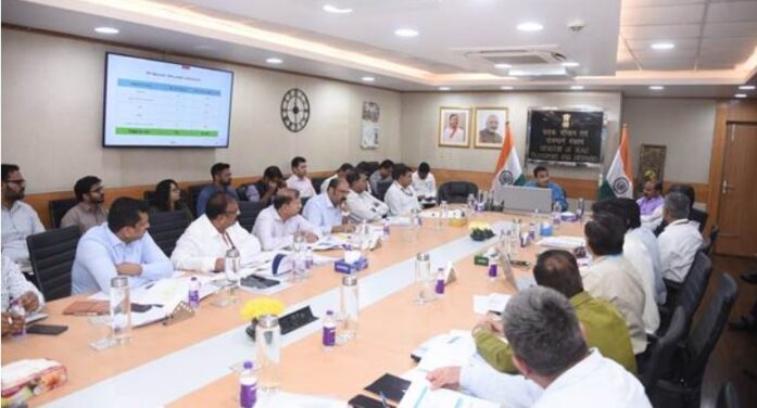 Nitin Gadkari Reviews National Highway Projects In Karnataka, Kerala