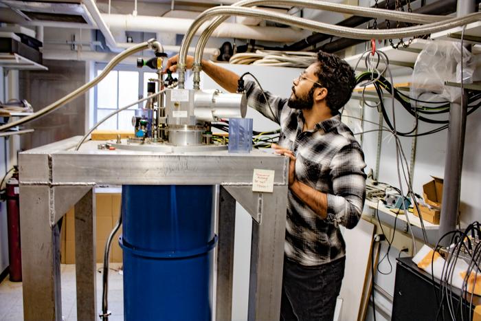 Scientists Discover Hidden Superconducting Patterns Inside Diamond
